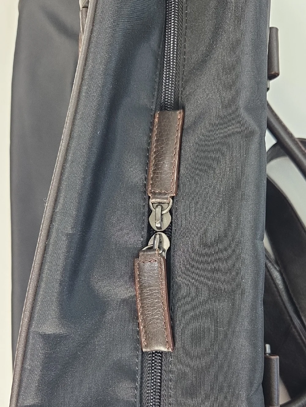 Kenneth Cole Black Nylon Weekender With Brown Leather Trim and Detachable Strap
